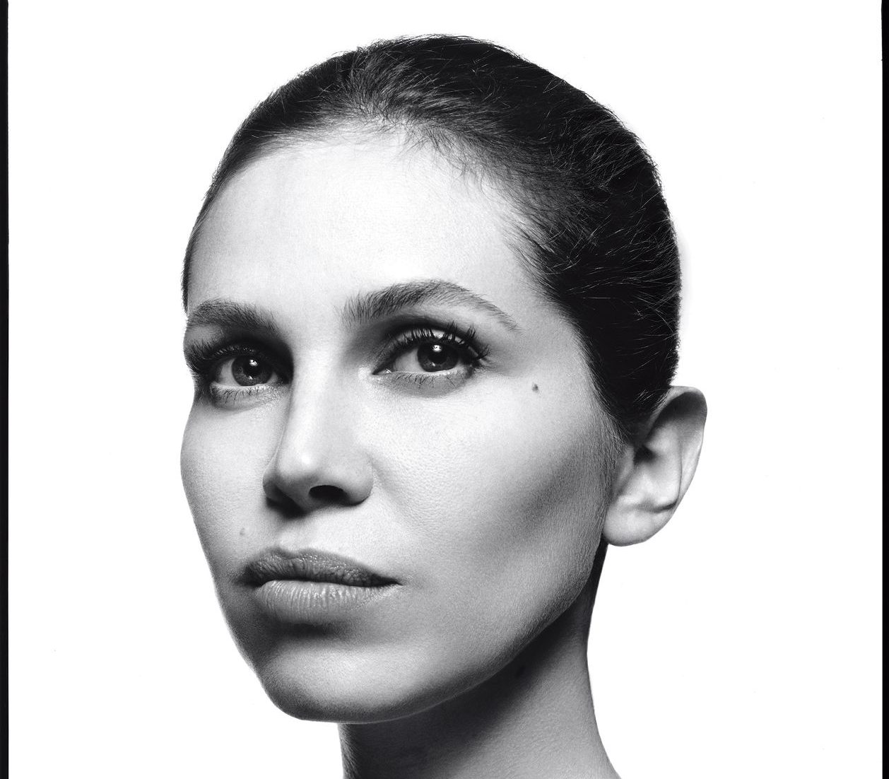 Dasha Zhukova PHOTO: DAVID BAILEY FOR WSJ. MAGAZINE